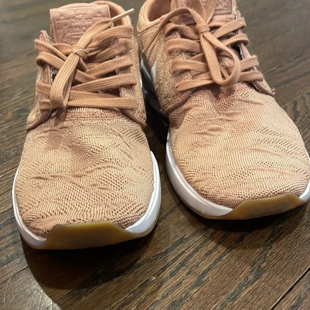 Nike Sneakers - Picture 4 of 6